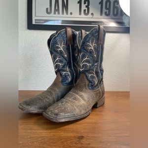 Men’s ariat square toe boot